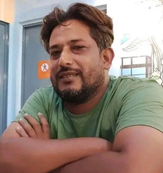 ৩ তলা থেকে লাফ দিয়ে পালানোর চেষ্টা, পুলিশের হাতে গ্রেপ্তার ছাত্রলীগ নেতা